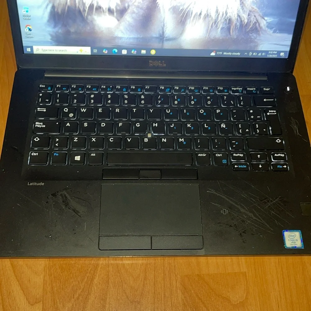 COPY - This my my first sale ever on poshmark im selling a dell latitude laptop